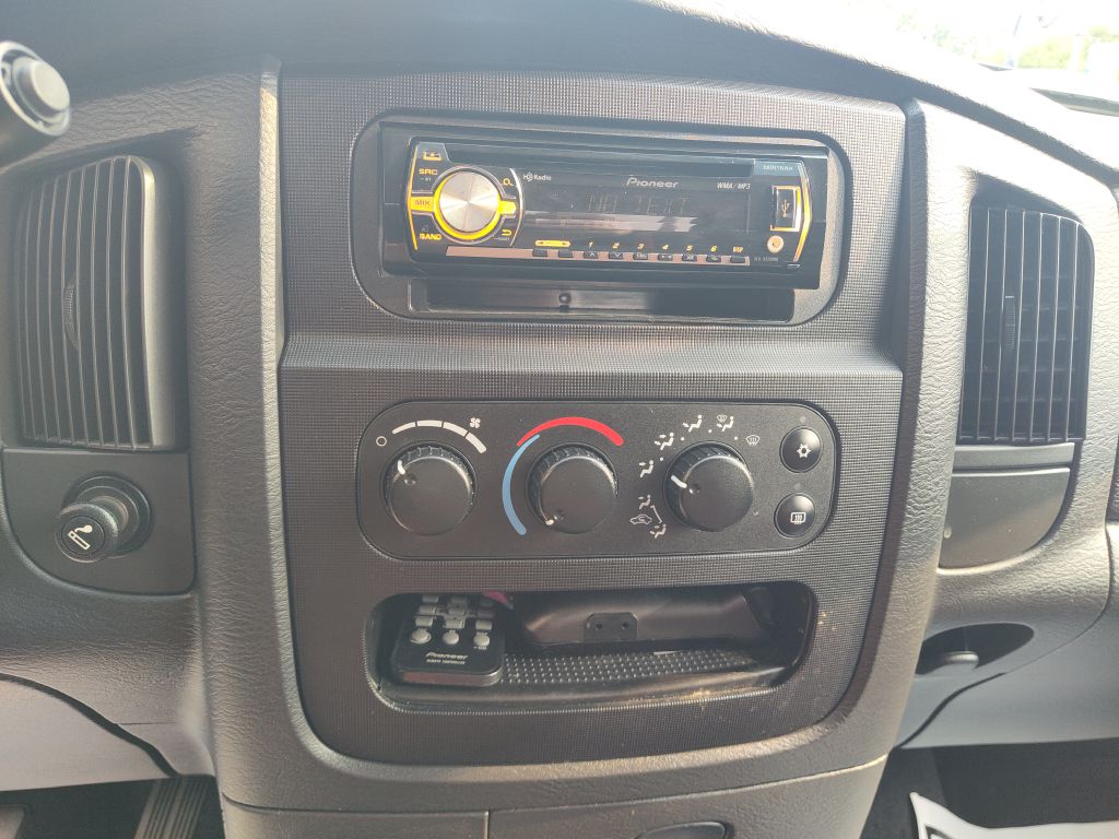 Photo 26 of this DODGE RAM 1500