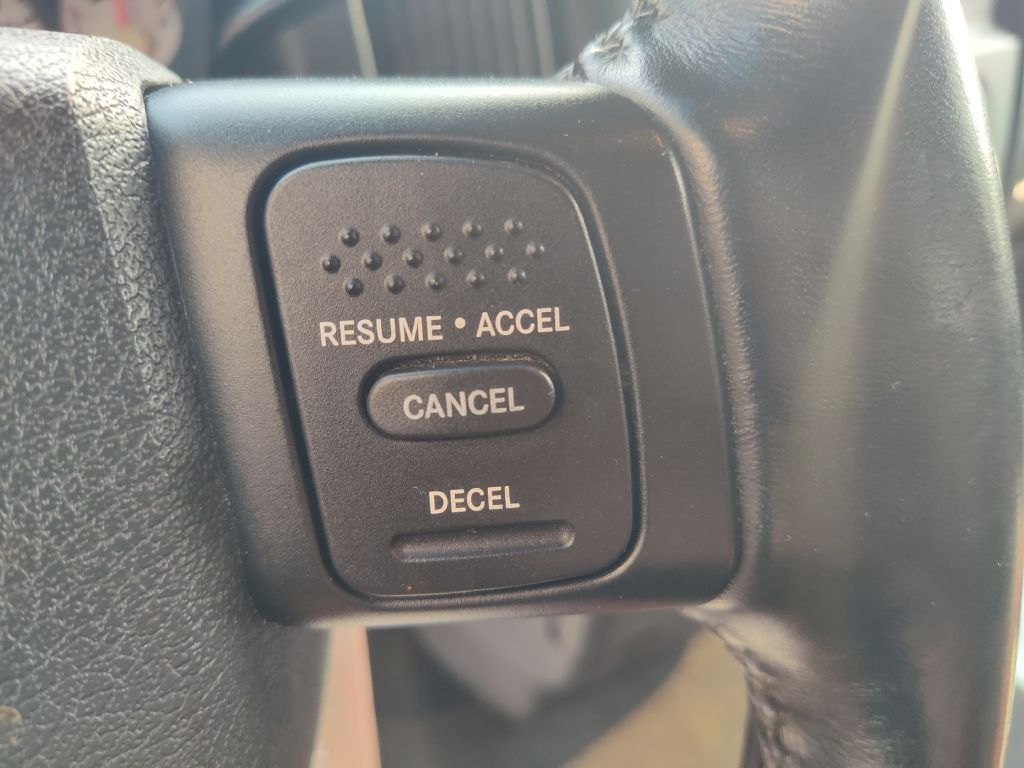 Photo 28 of this DODGE RAM 1500