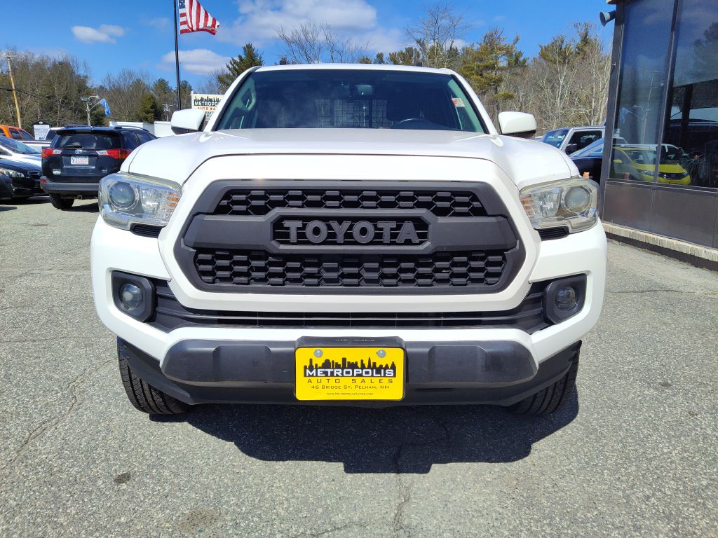 Photo 3 of this TOYOTA TACOMA
