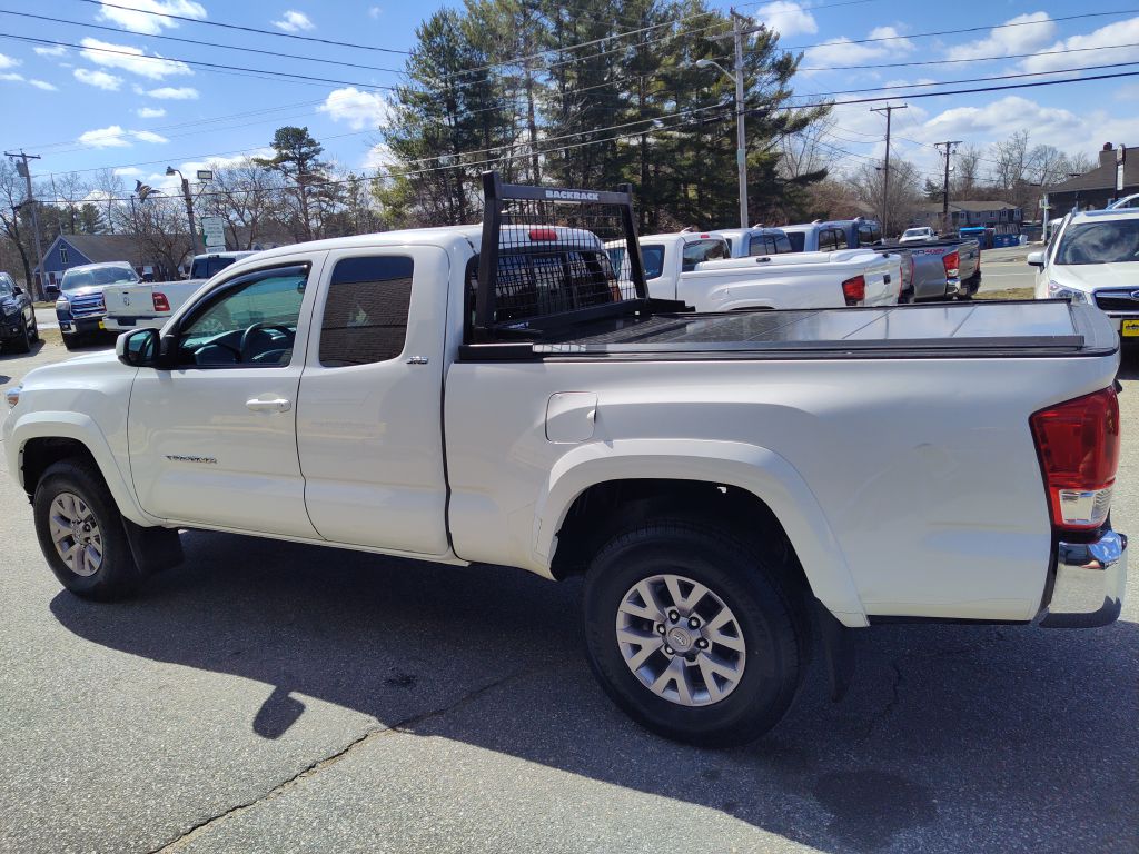 Photo 5 of this TOYOTA TACOMA