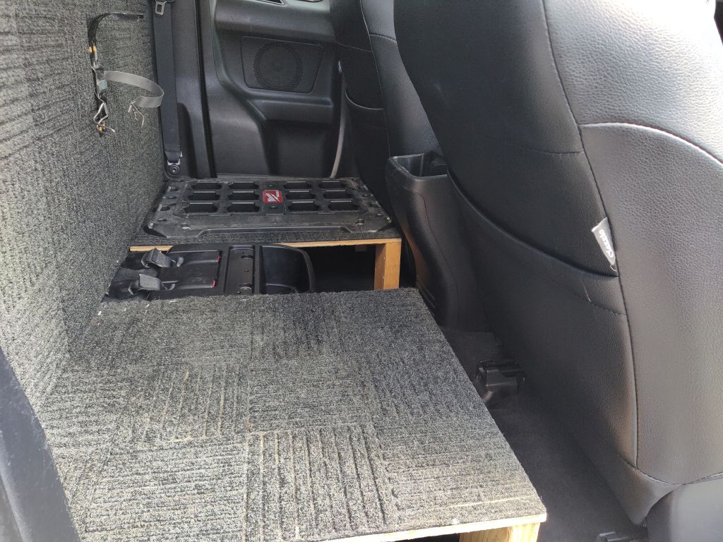 Photo 16 of this TOYOTA TACOMA