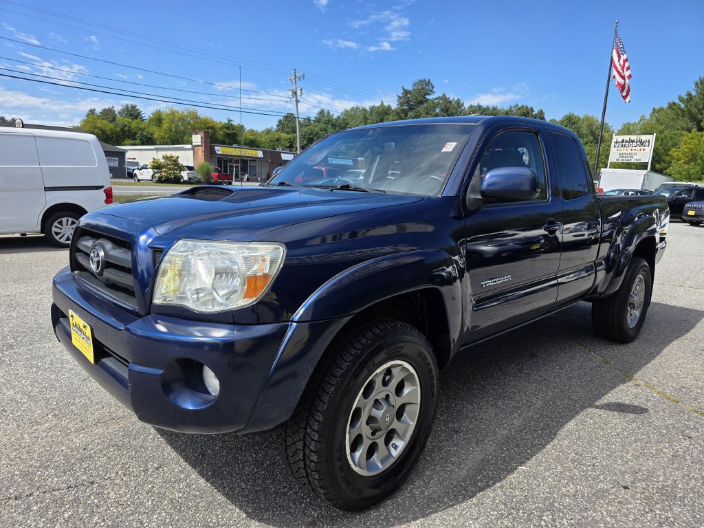 Photo 4 of this TOYOTA TACOMA