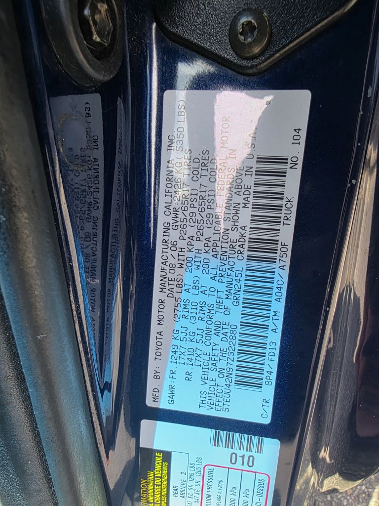 Photo 34 of this TOYOTA TACOMA