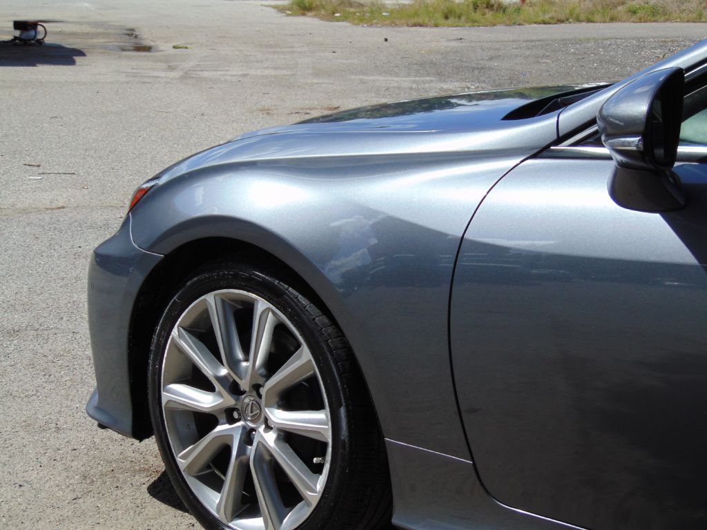Photo 4 of this LEXUS RC