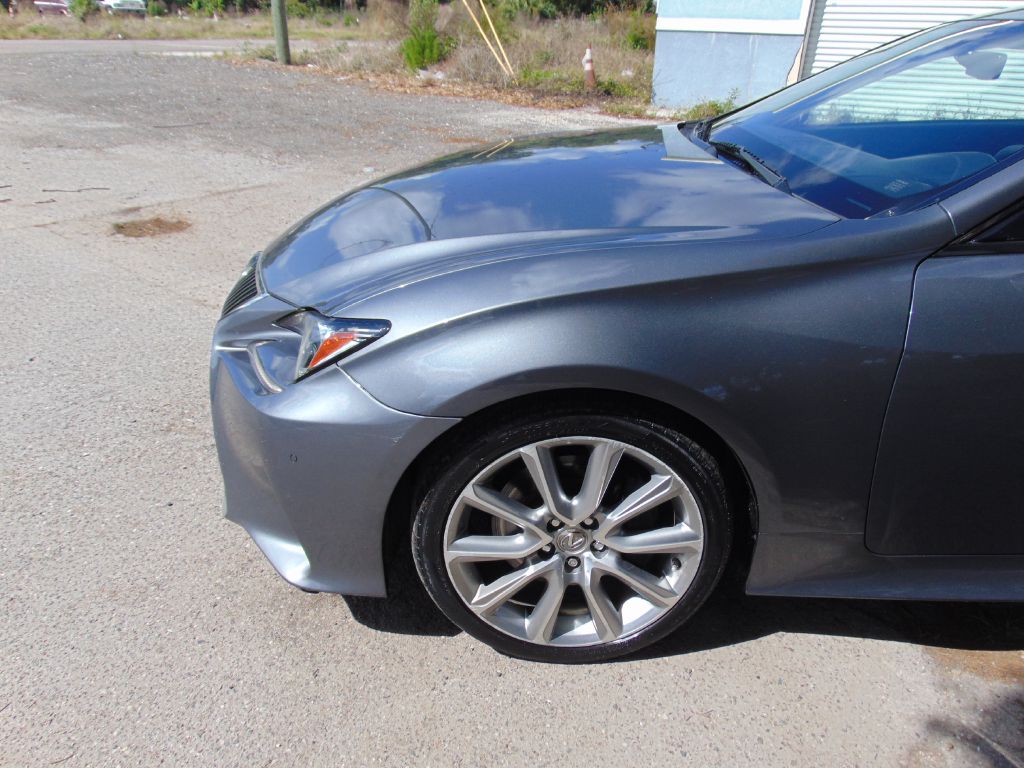 Photo 5 of this LEXUS RC