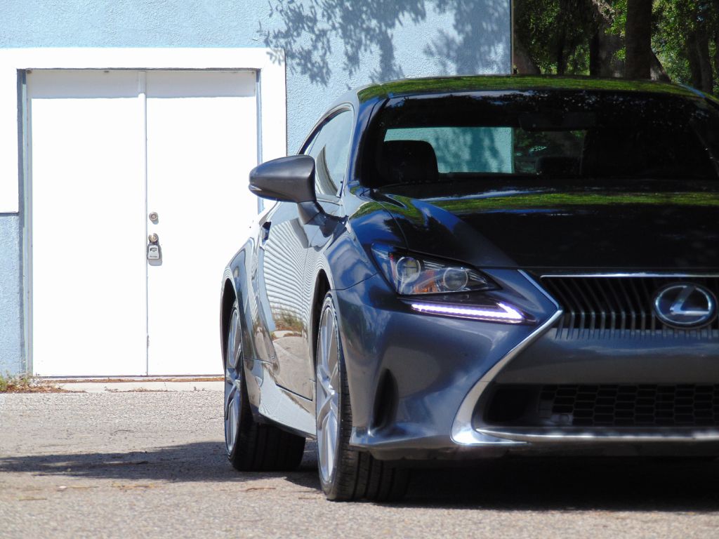 Photo 16 of this LEXUS RC