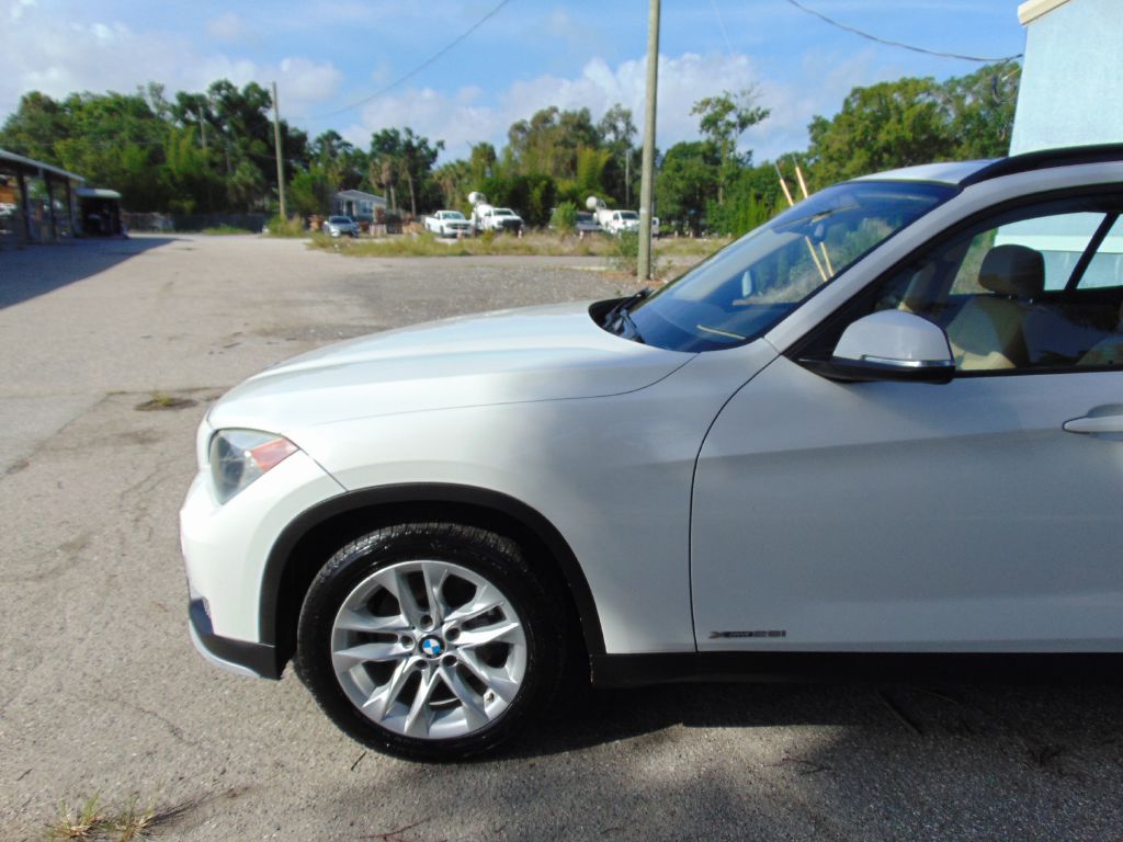 Photo 3 of this BMW X1