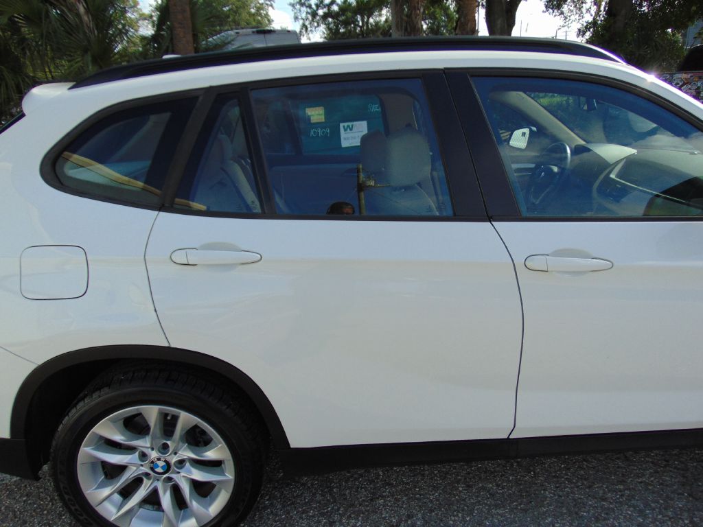 Photo 10 of this BMW X1