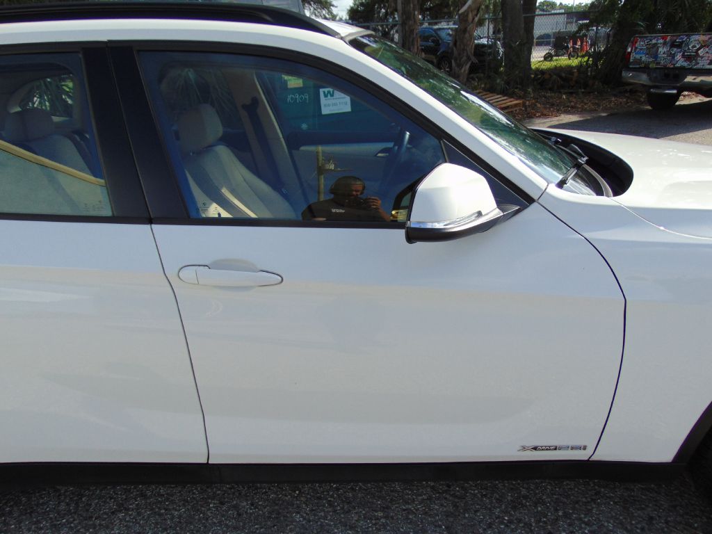 Photo 11 of this BMW X1