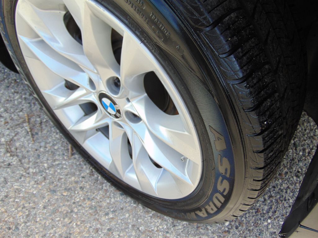 Photo 25 of this BMW X1