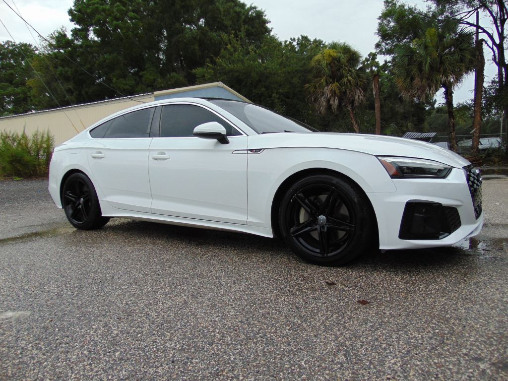 Photo 11 of this AUDI A5