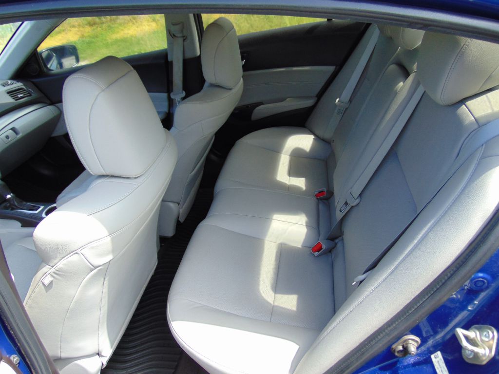 Photo 19 of this ACURA ILX