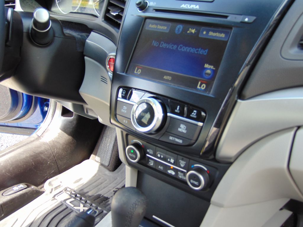 Photo 25 of this ACURA ILX