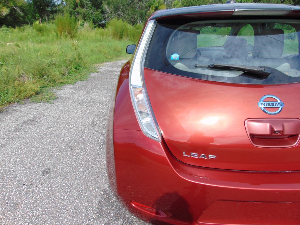 Photo 12 of this NISSAN LEAF