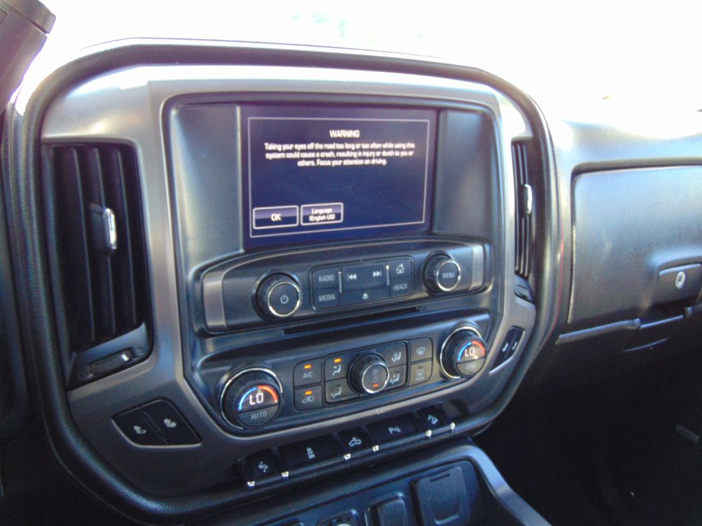 Photo 20 of this GMC SIERRA