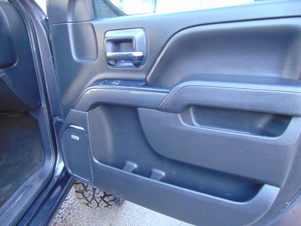 Photo 30 of this GMC SIERRA