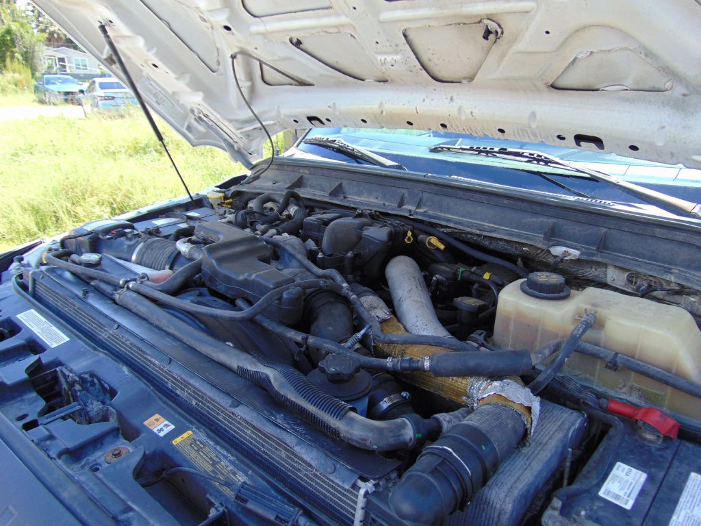 Photo 10 of this FORD F250