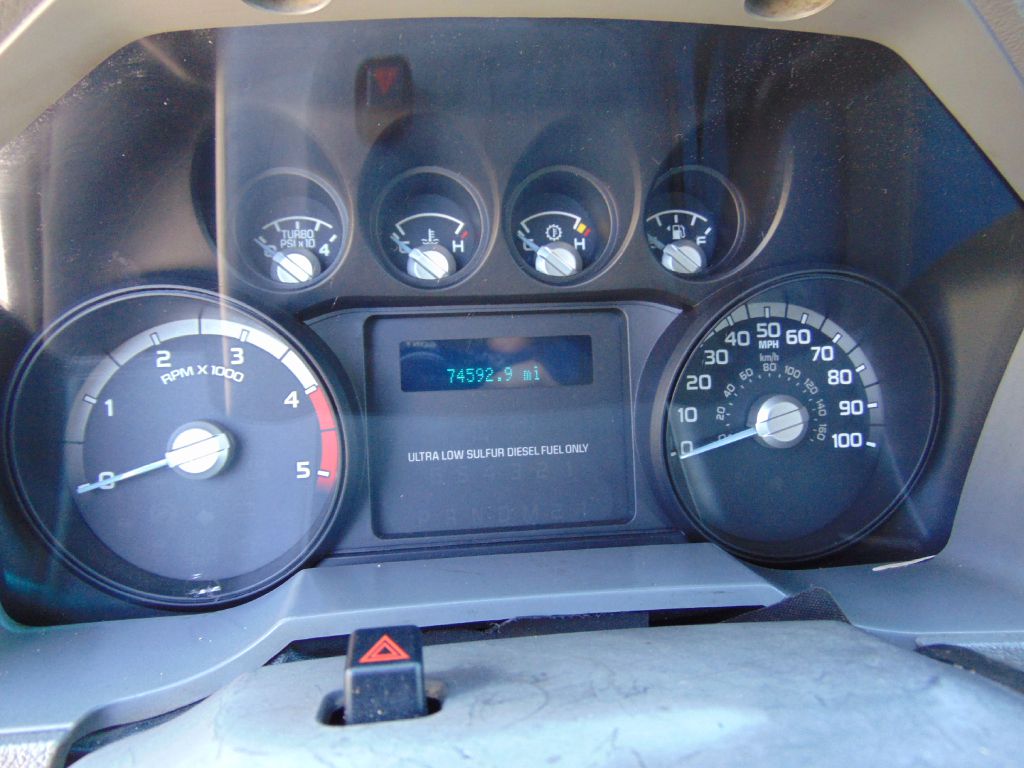 Photo 11 of this FORD F250