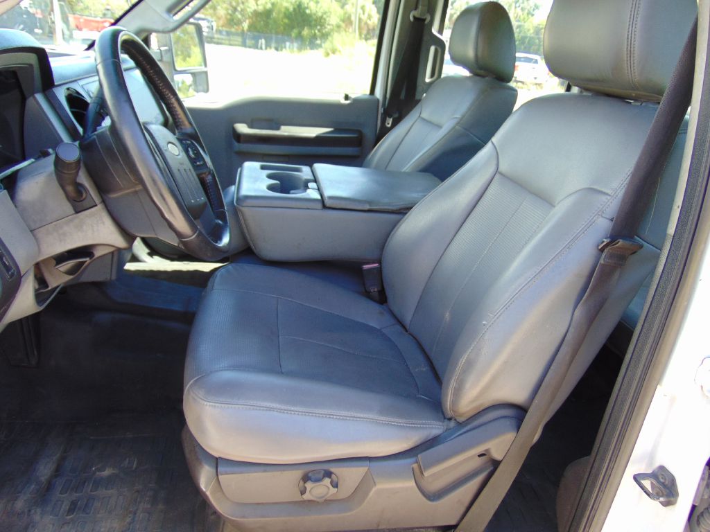 Photo 13 of this FORD F250