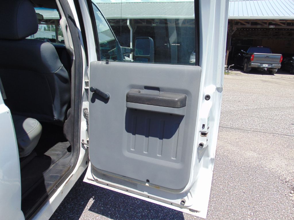 Photo 19 of this FORD F250