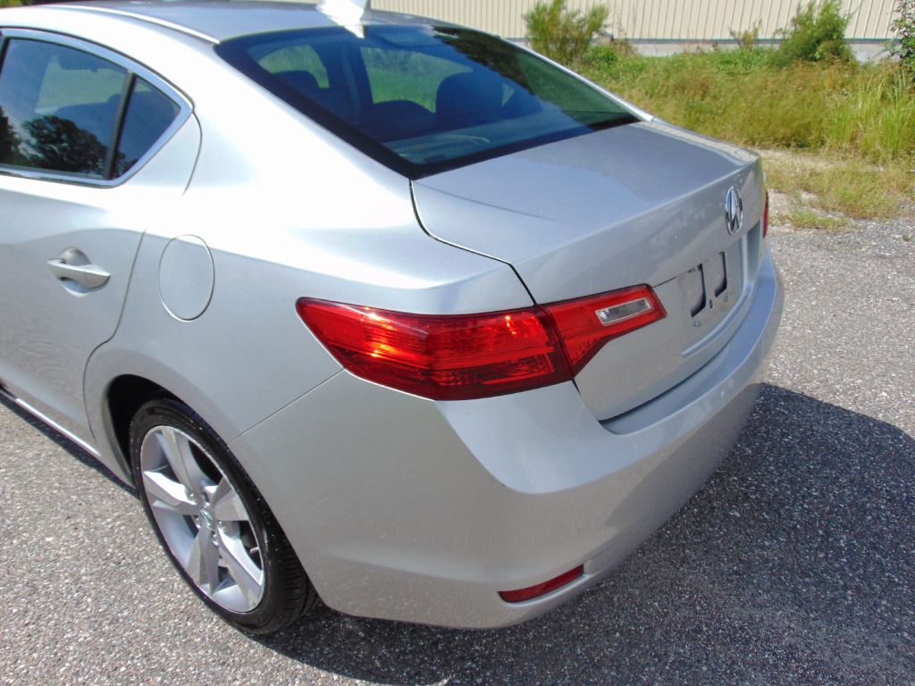Photo 5 of this ACURA ILX