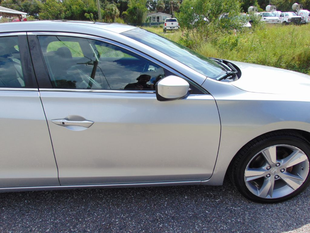 Photo 8 of this ACURA ILX