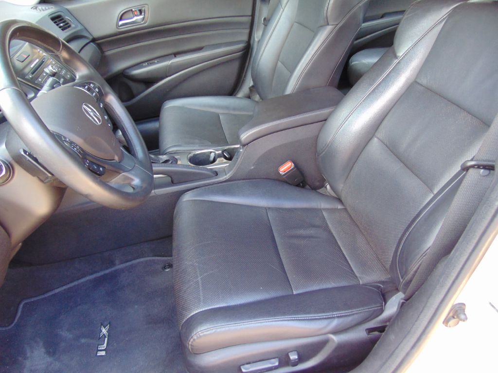 Photo 19 of this ACURA ILX