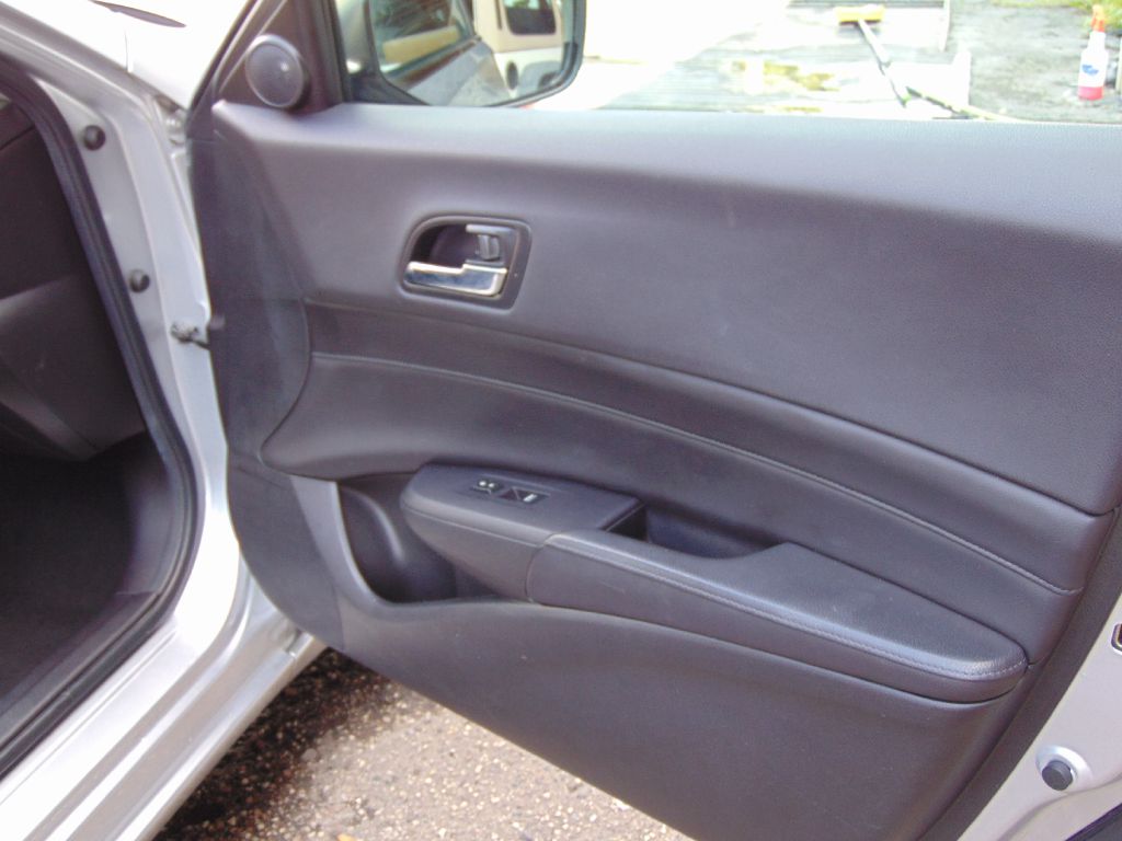 Photo 26 of this ACURA ILX