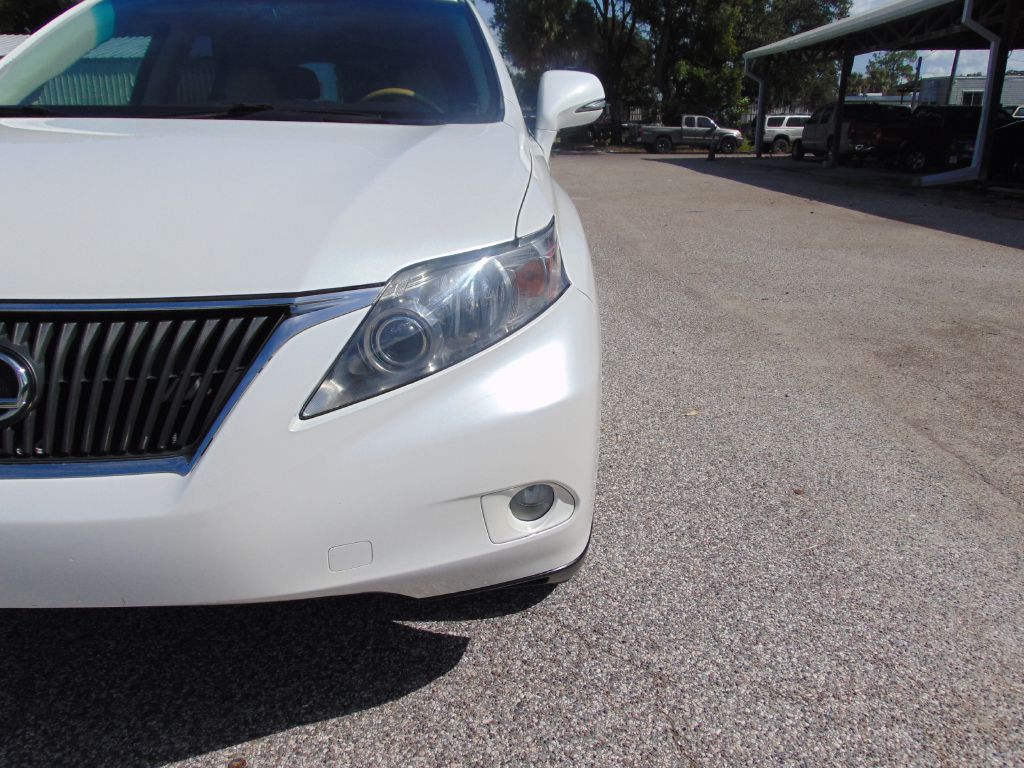 Photo 2 of this LEXUS RX