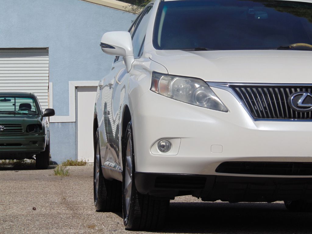 Photo 18 of this LEXUS RX