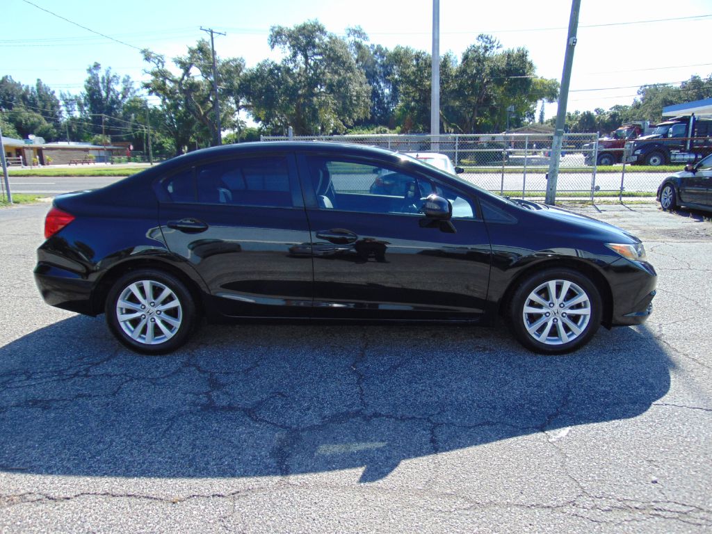 Photo 8 of this HONDA CIVIC