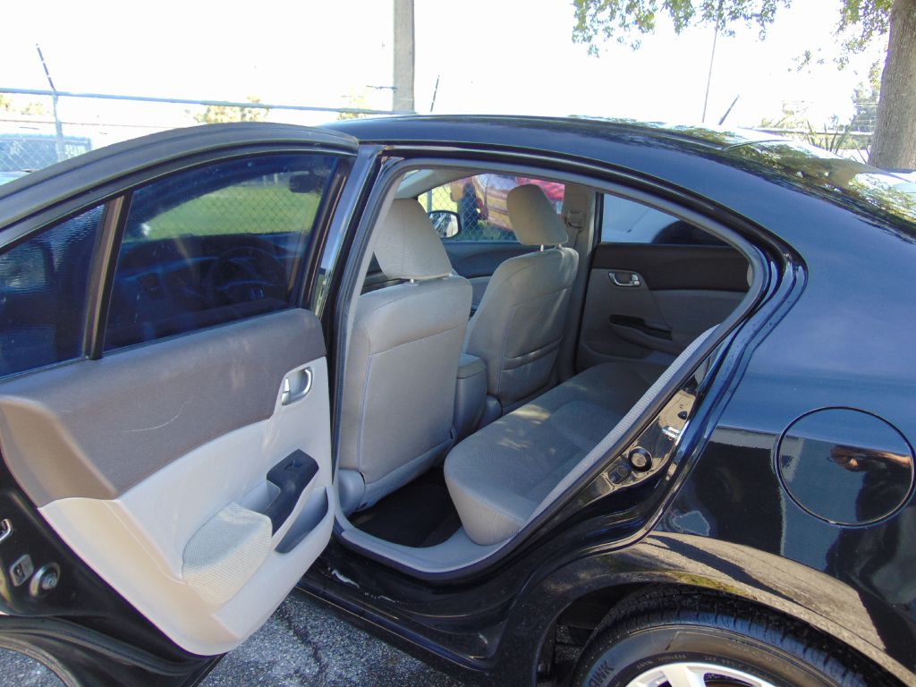 Photo 14 of this HONDA CIVIC