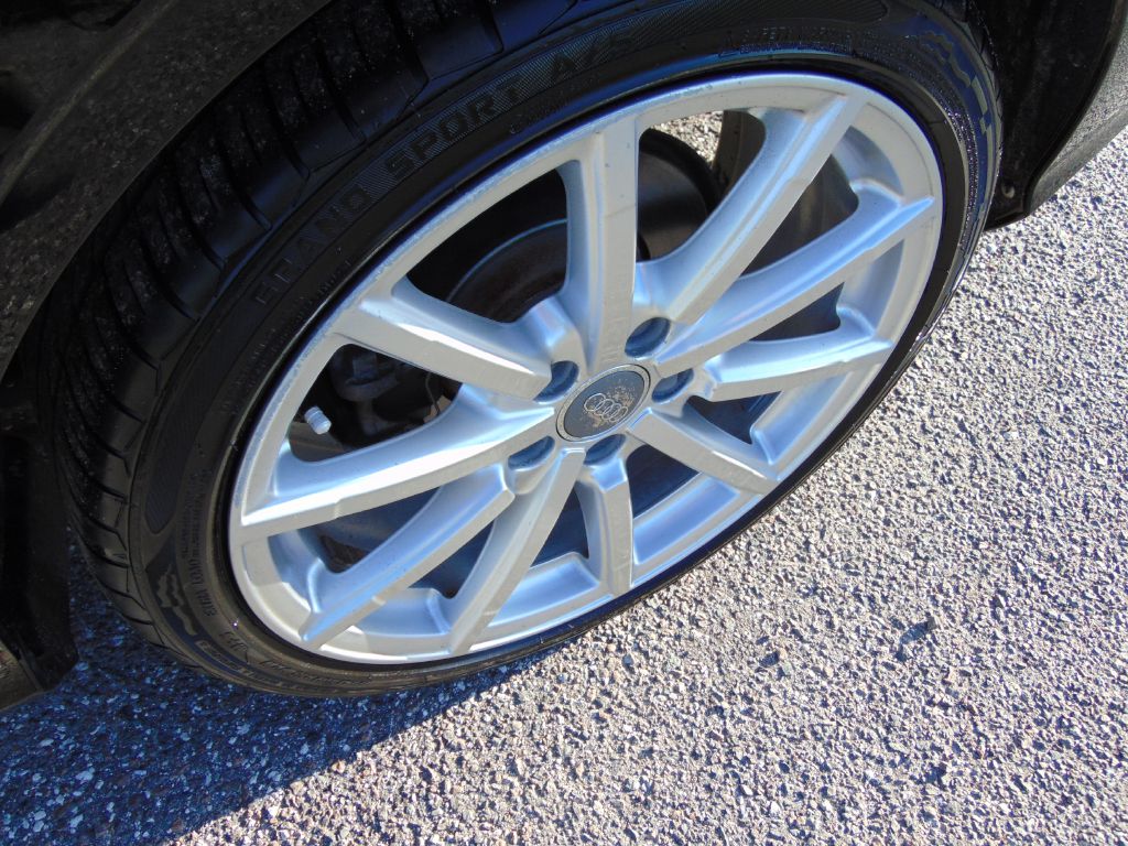 Photo 13 of this AUDI A3
