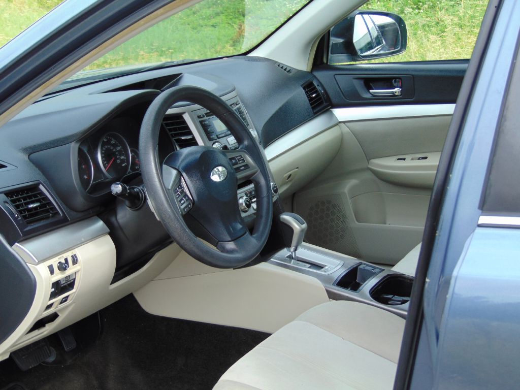 Photo 19 of this SUBARU OUTBACK
