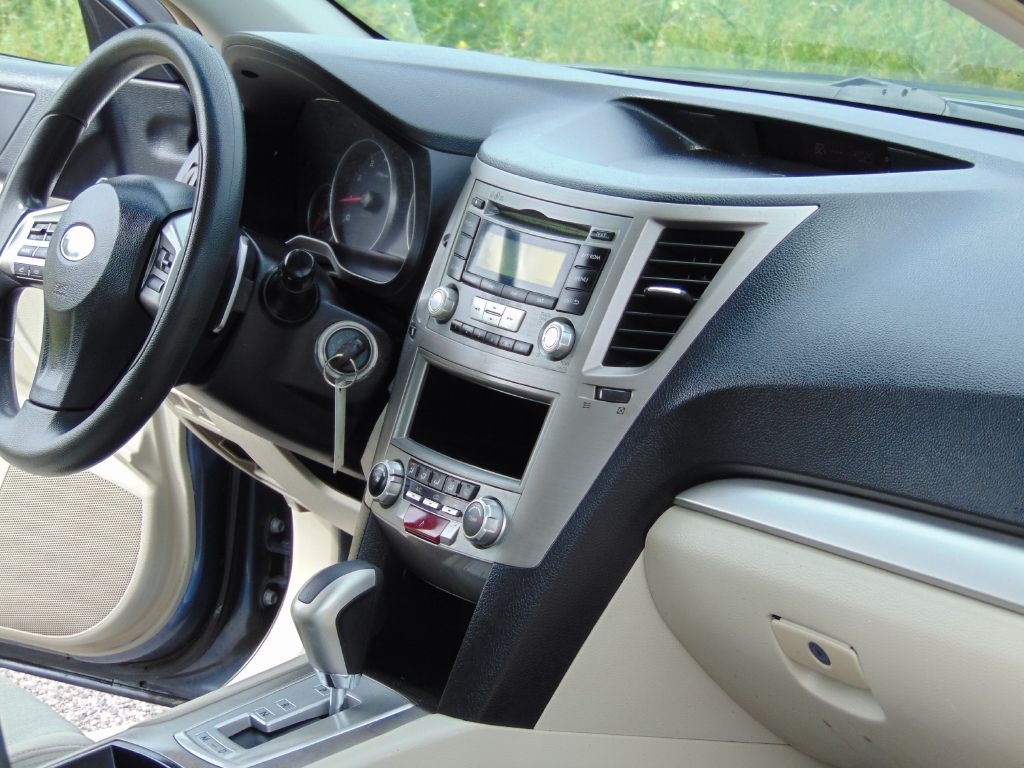 Photo 26 of this SUBARU OUTBACK