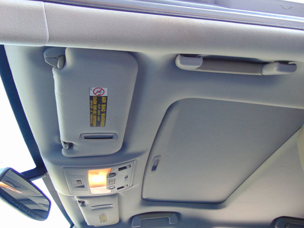 Photo 35 of this LEXUS IS