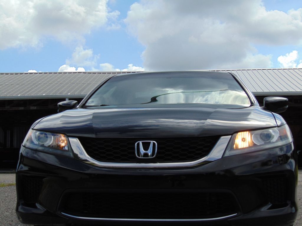 Photo 2 of this HONDA ACCORD