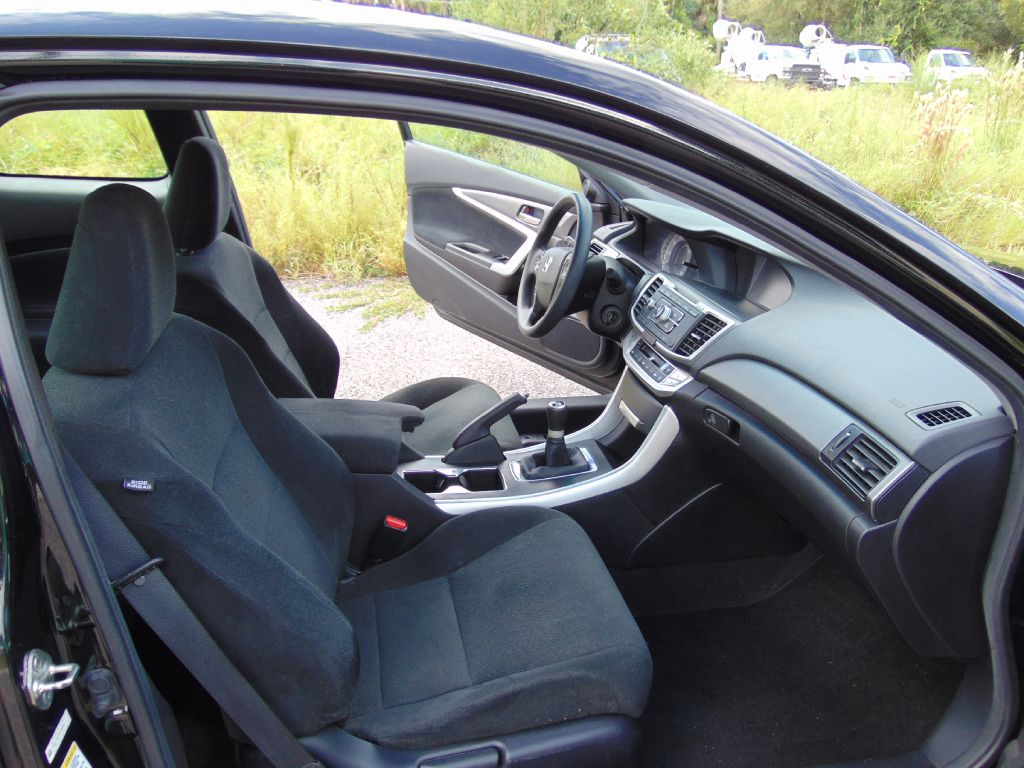 Photo 20 of this HONDA ACCORD
