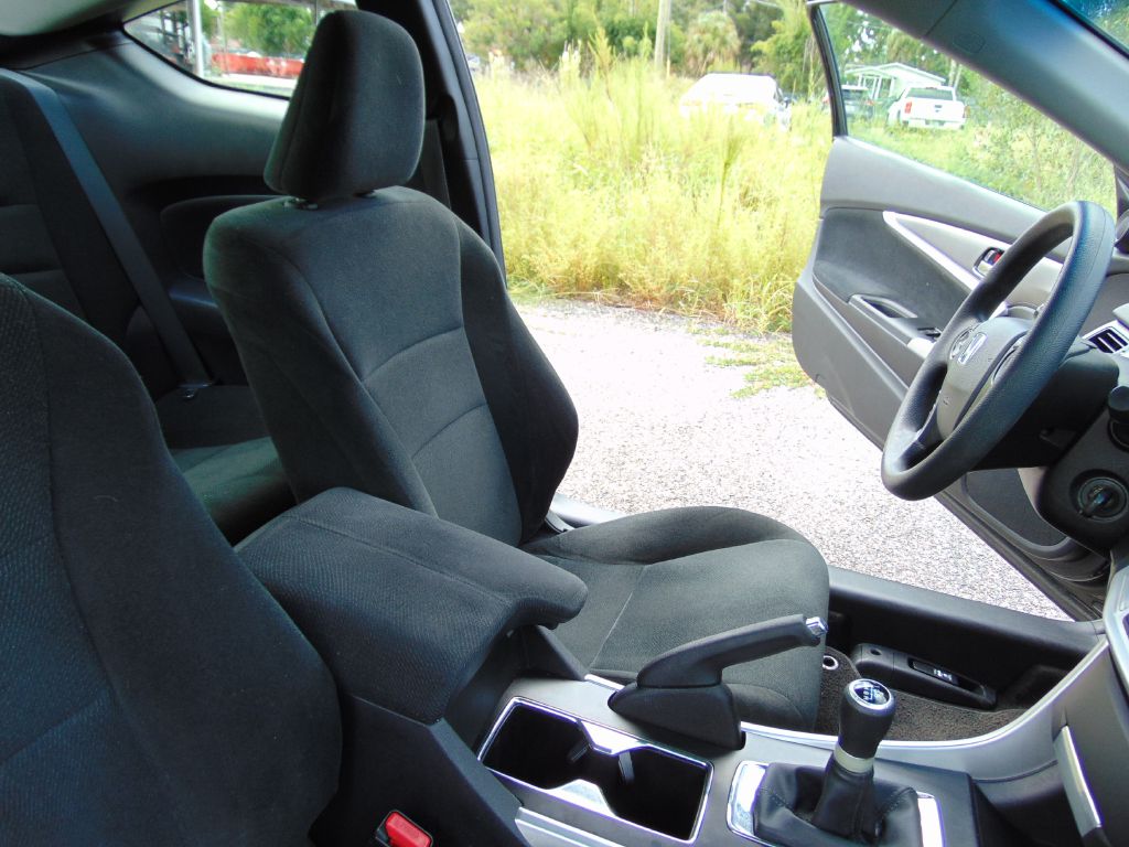 Photo 24 of this HONDA ACCORD