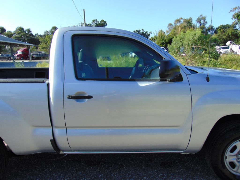 Photo 9 of this TOYOTA TACOMA