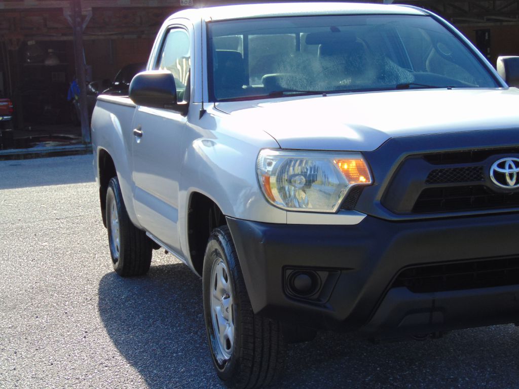Photo 11 of this TOYOTA TACOMA