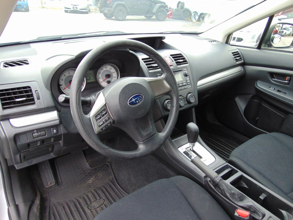 Photo 14 of this SUBARU IMPREZA