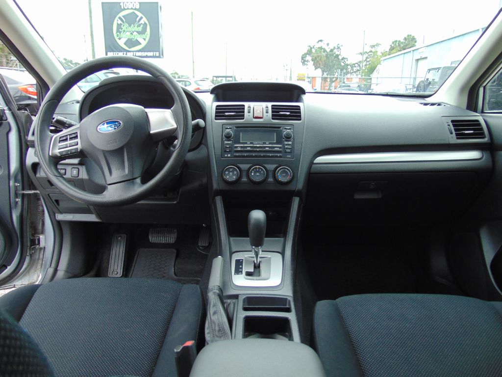 Photo 21 of this SUBARU IMPREZA