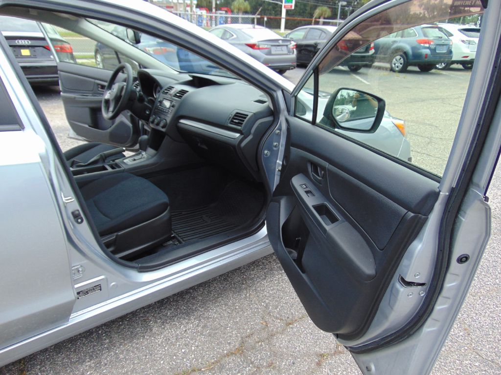 Photo 22 of this SUBARU IMPREZA