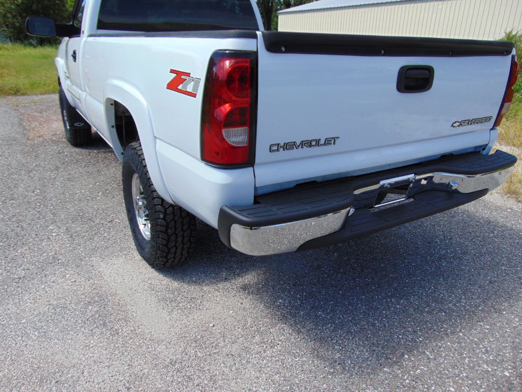Photo 6 of this CHEVROLET SILVERADO 2500
