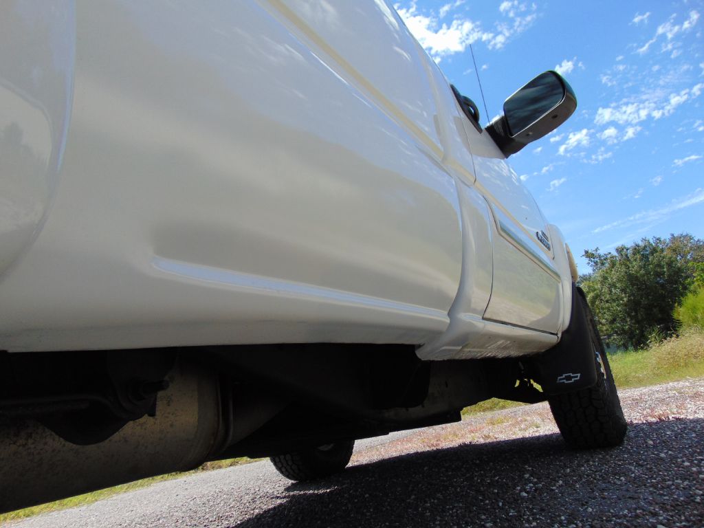 Photo 24 of this CHEVROLET SILVERADO 2500