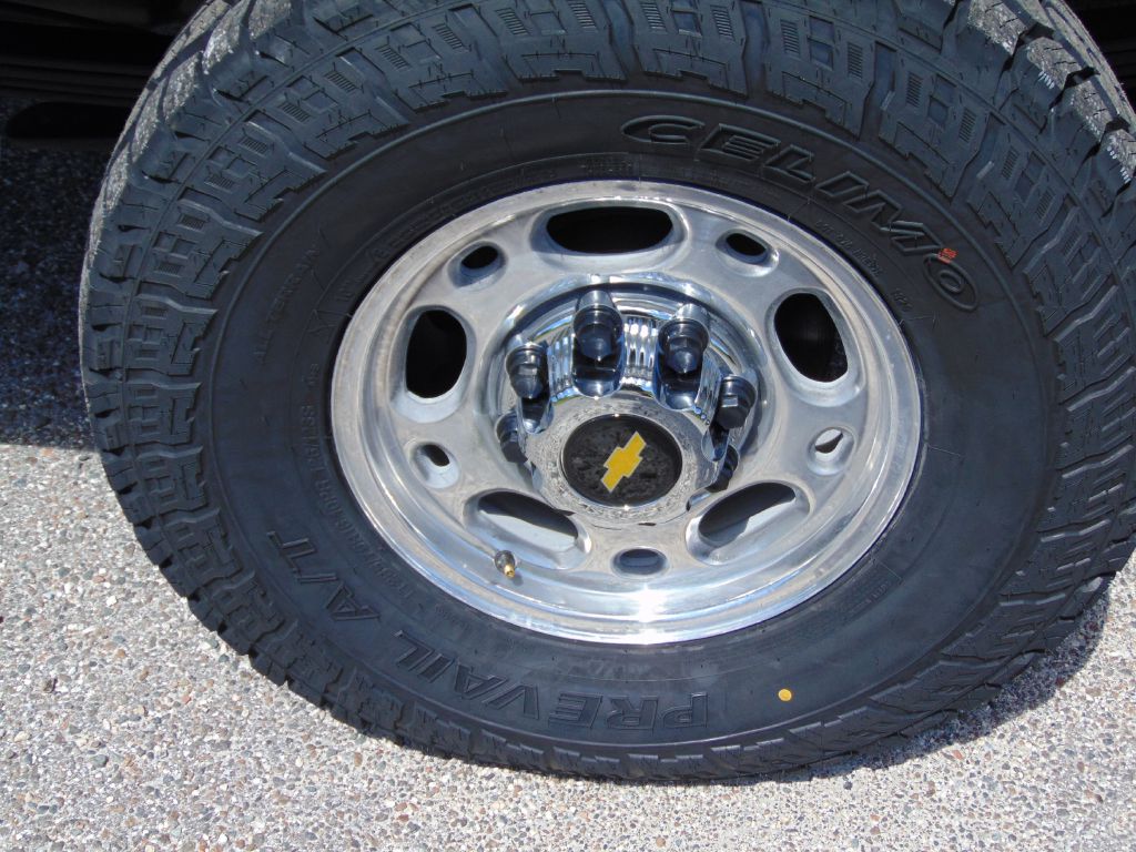 Photo 27 of this CHEVROLET SILVERADO 2500