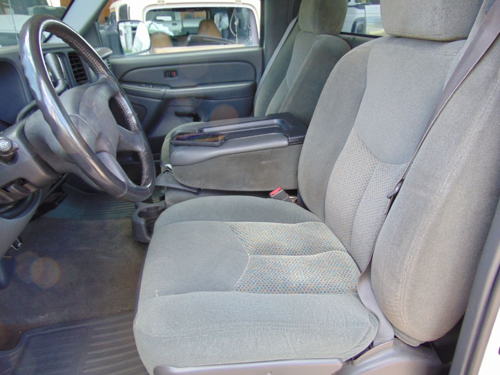 Photo 29 of this CHEVROLET SILVERADO 2500