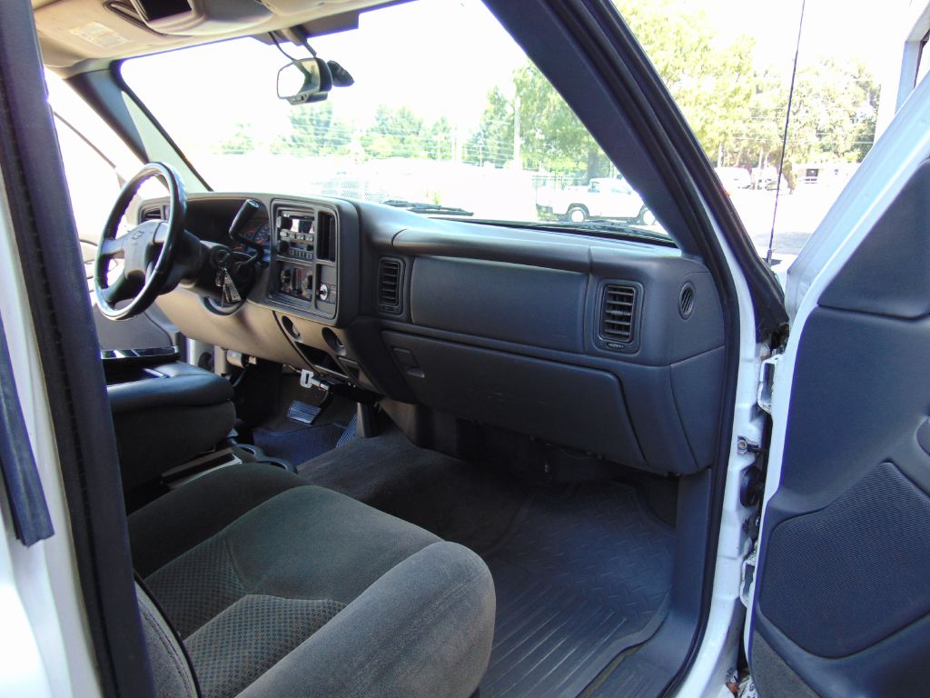 Photo 31 of this CHEVROLET SILVERADO 2500