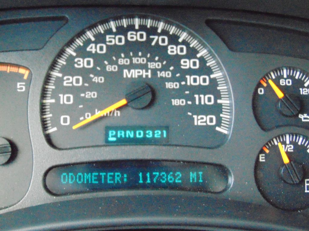 Photo 38 of this CHEVROLET SILVERADO 2500
